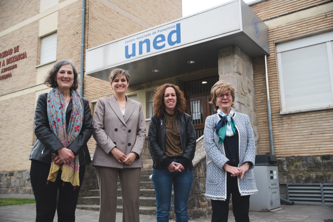 UNED Pamplona entrega el premio al mejor expediente académico 2020-2021